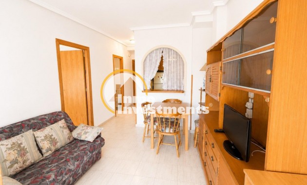 Resale - Apartment - Torrevieja - Acequion
