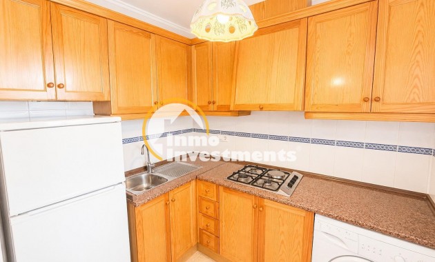 Resale - Apartment - Torrevieja - Acequion
