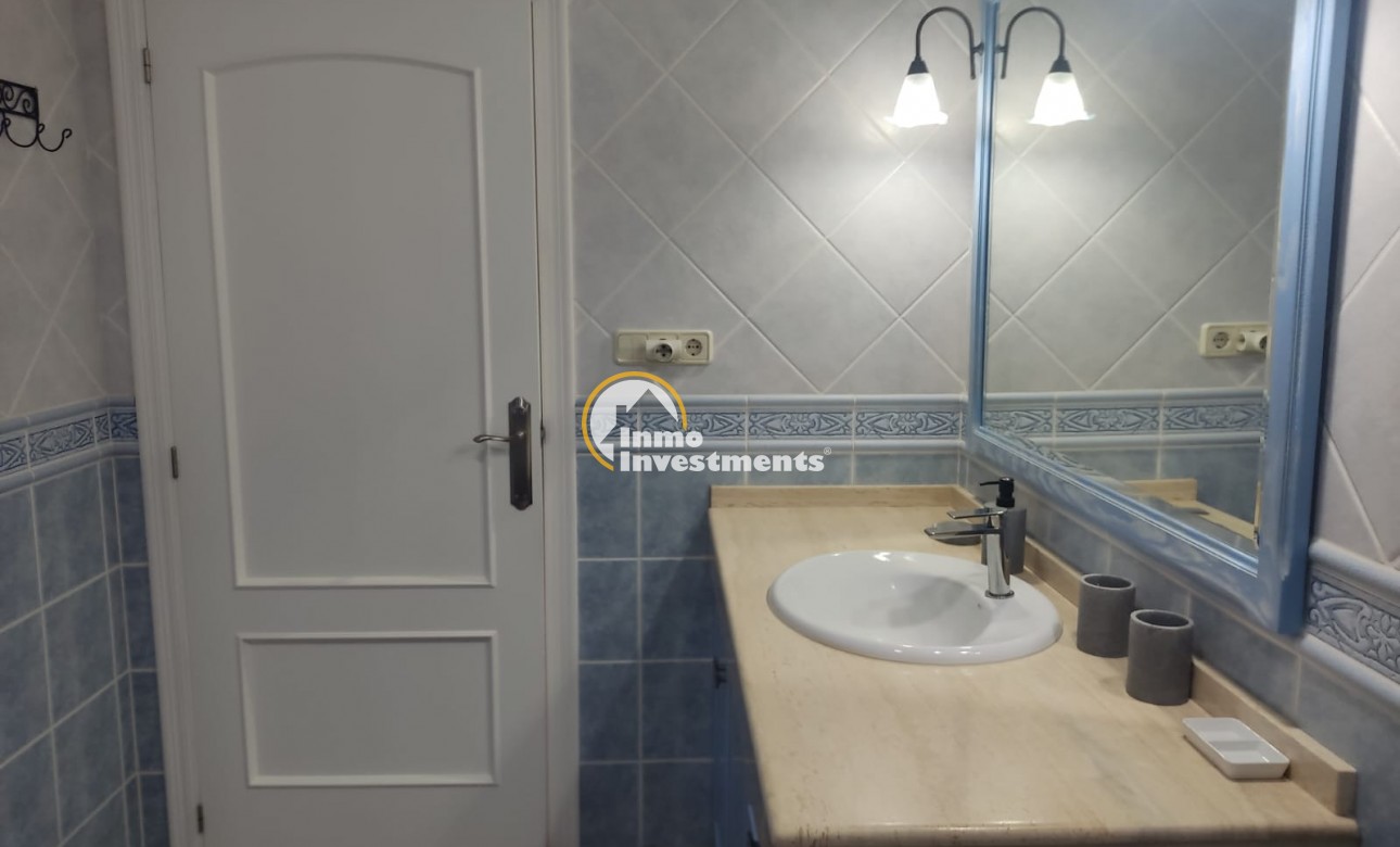 Reventa - Chalet independiente - Elche