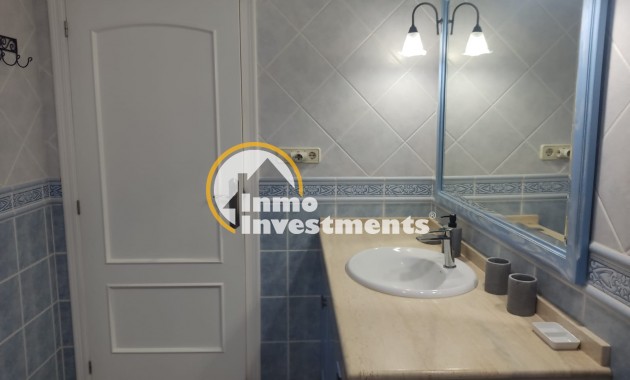 Reventa - Chalet independiente - Elche