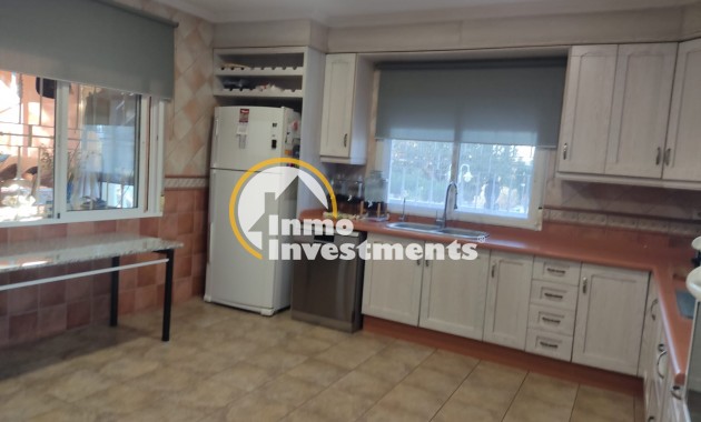 Reventa - Chalet independiente - Elche