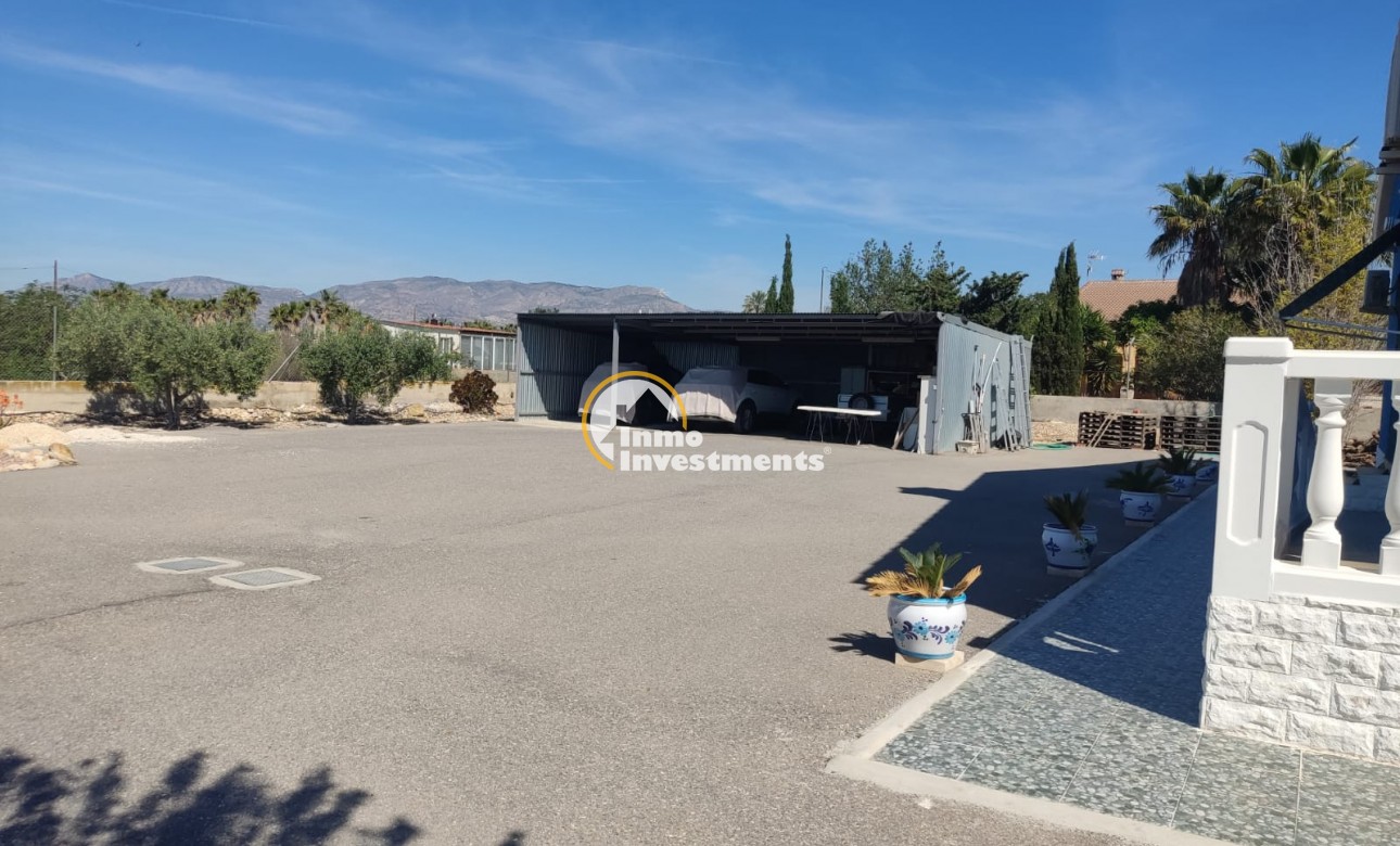 Reventa - Chalet independiente - Elche