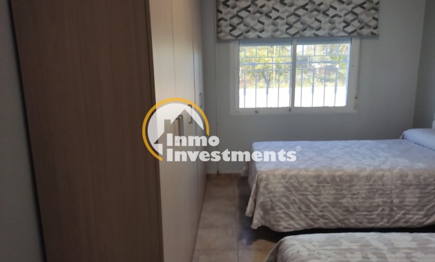 Reventa - Chalet independiente - Elche