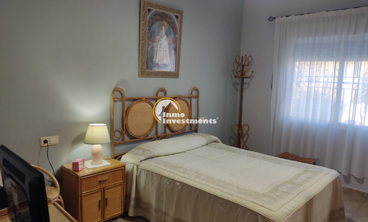 Reventa - Chalet independiente - Elche