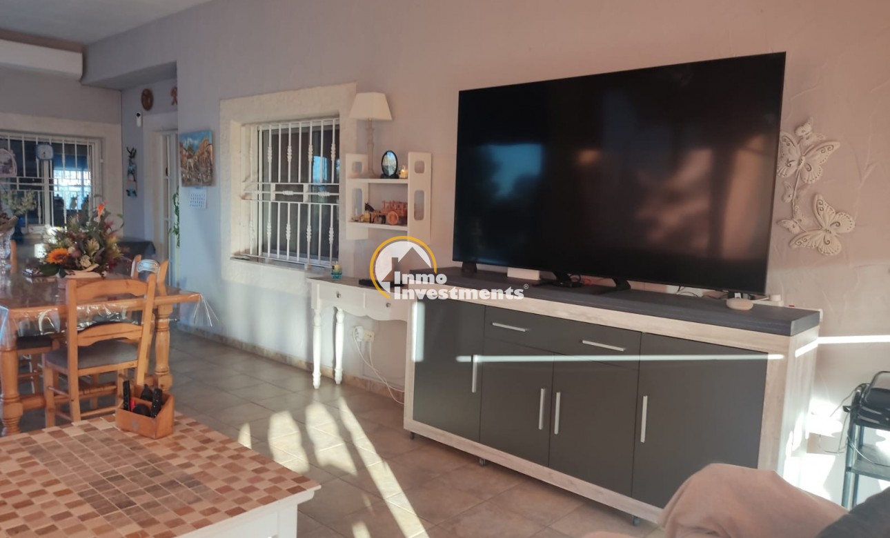 Reventa - Chalet independiente - Elche