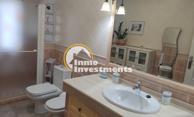 Reventa - Chalet independiente - Elche