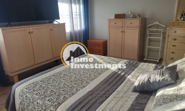 Reventa - Chalet independiente - Elche