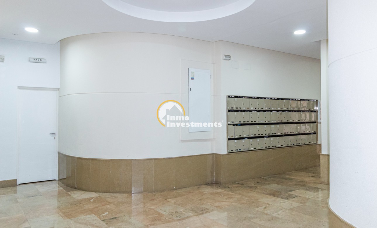 Resale - Apartment - Torrevieja