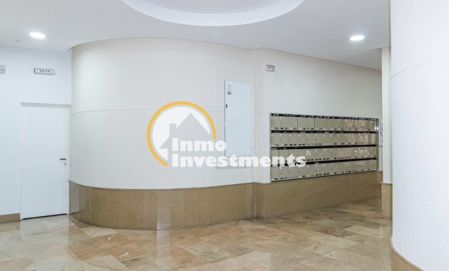 Resale - Apartment - Torrevieja