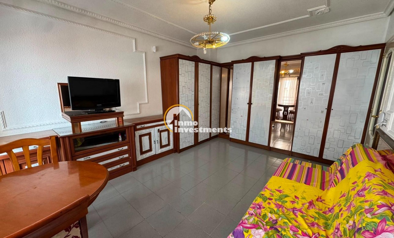 Resale - Studio  - Torrevieja - Centro