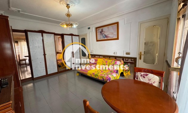 Resale - Studio  - Torrevieja - Centro