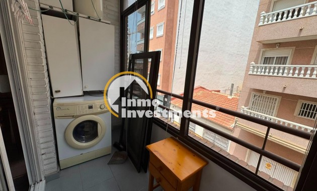 Resale - Studio  - Torrevieja - Centro
