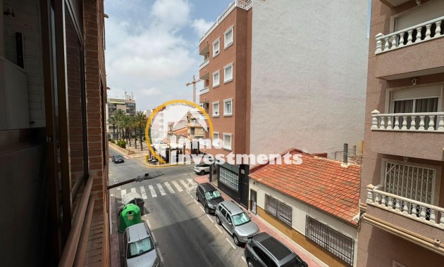 Resale - Studio  - Torrevieja - Centro