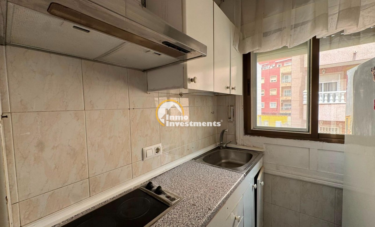 Resale - Studio  - Torrevieja - Centro