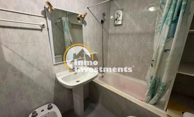 Resale - Studio  - Torrevieja - Centro