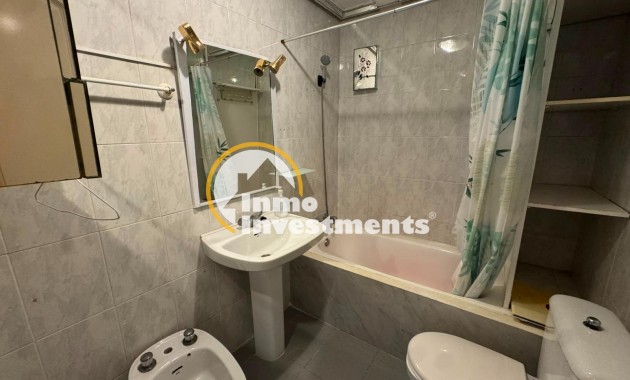 Resale - Studio  - Torrevieja - Centro