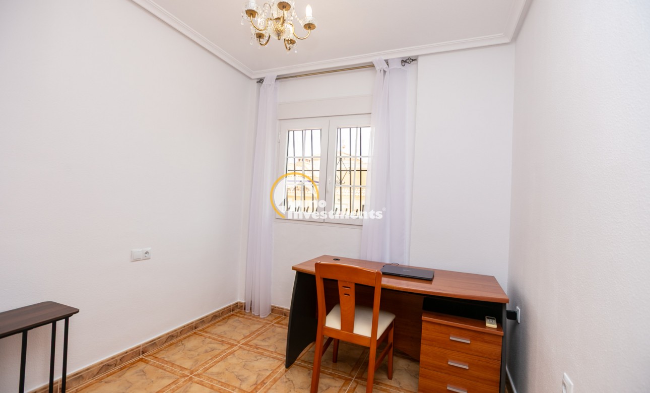 Resale - Town house - La Zenia