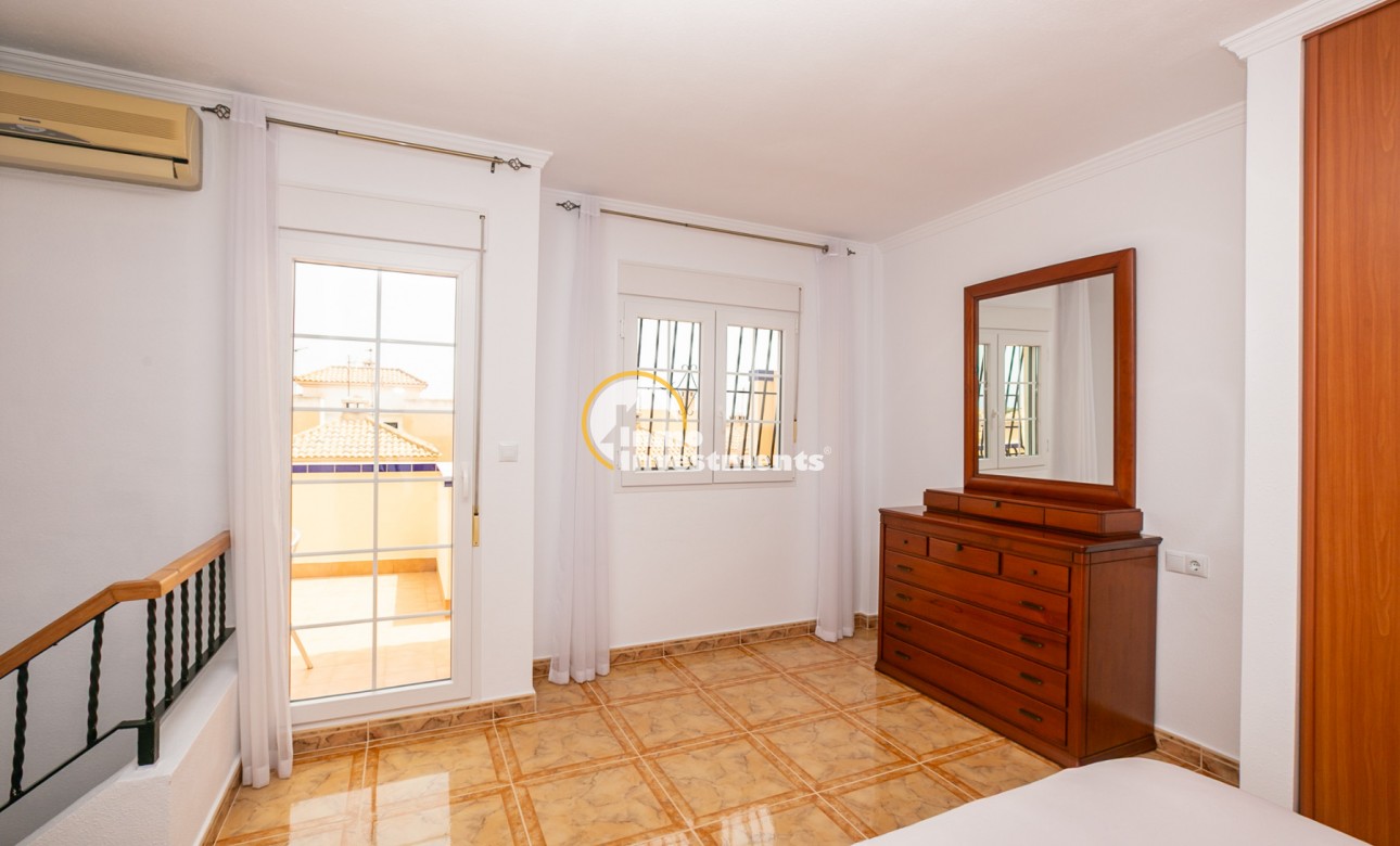 Resale - Town house - La Zenia
