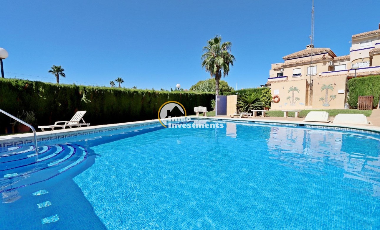 Resale - Town house - La Zenia