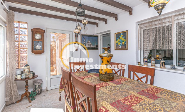 Till salu - Parhus - Los Balcones