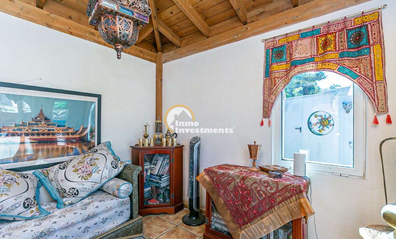 Till salu - Parhus - Los Balcones