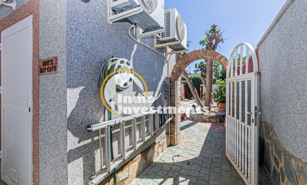 Till salu - Parhus - Los Balcones