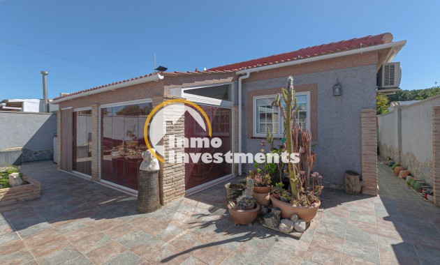 Till salu - Parhus - Los Balcones