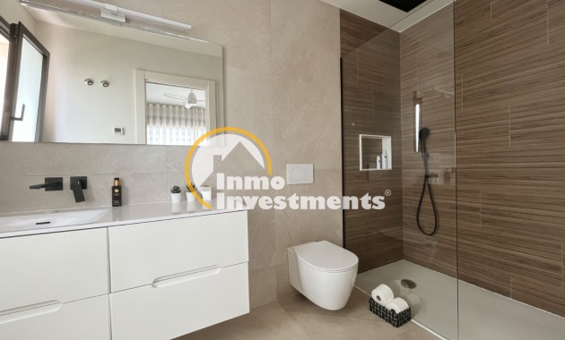 Bestaande bouw - Villa - Los Montesinos - La Herrada