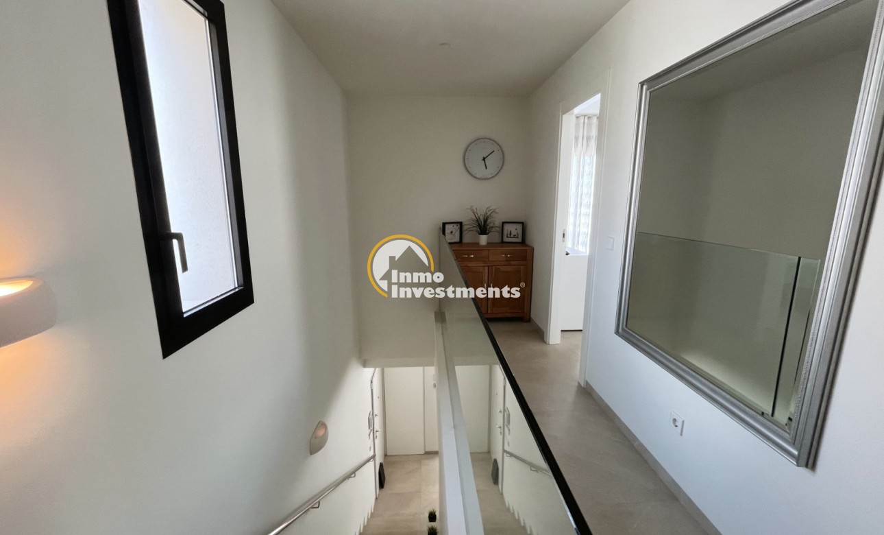 Bestaande bouw - Villa - Los Montesinos - La Herrada