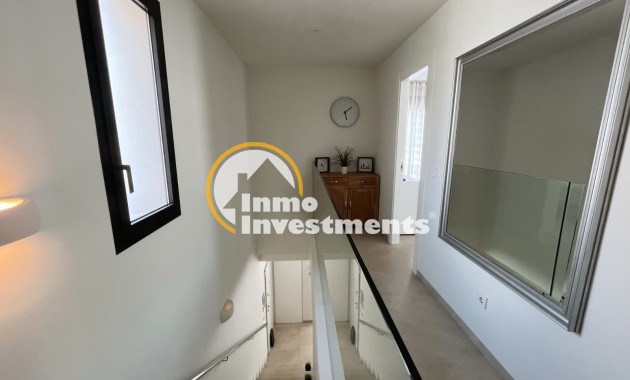 Bestaande bouw - Villa - Los Montesinos - La Herrada