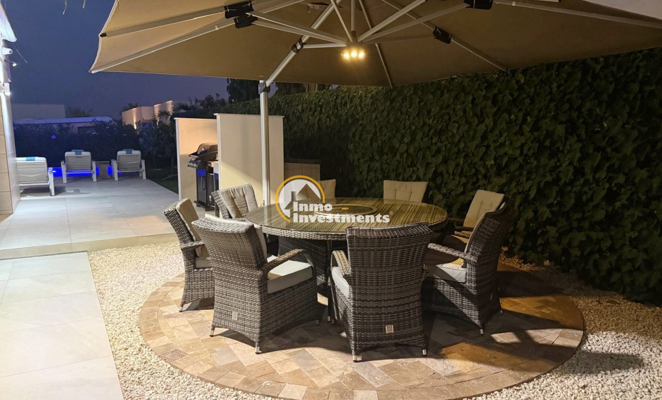 Bestaande bouw - Villa - Los Montesinos - La Herrada