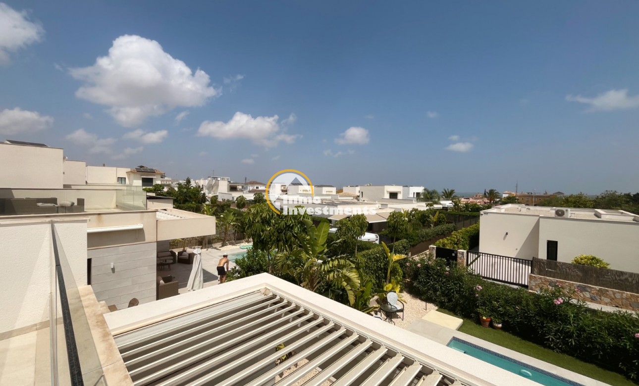 Bestaande bouw - Villa - Los Montesinos - La Herrada