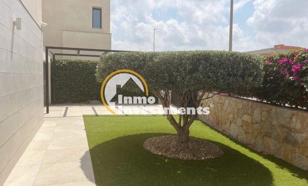 Bestaande bouw - Villa - Los Montesinos - La Herrada