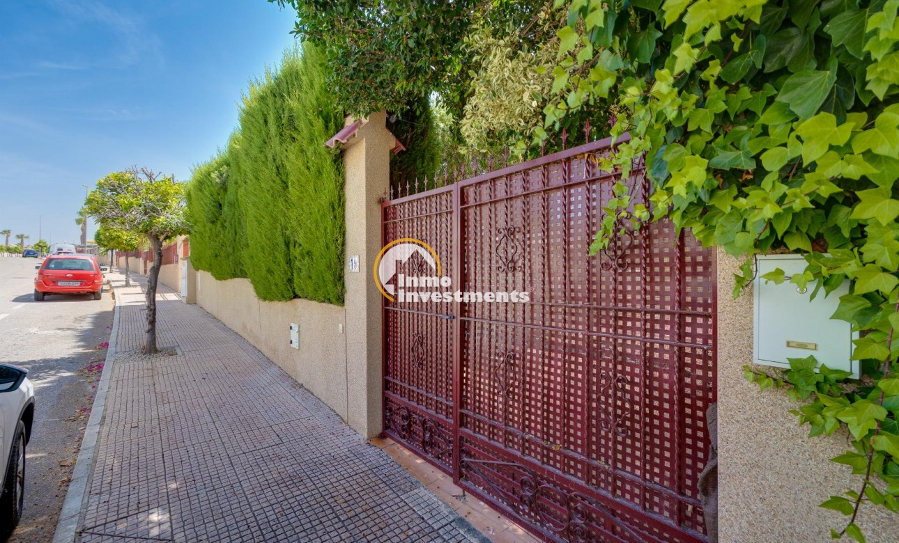 Reventa - Chalet independiente - La Marina