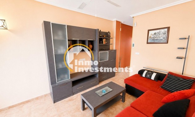 Gebrauchtimmobilien - Apartment - Torrevieja - Estacion de autobuses