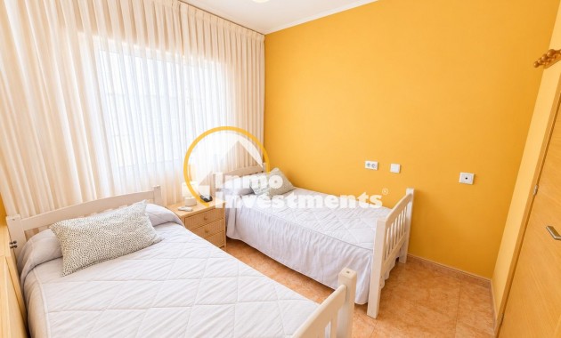 Gebrauchtimmobilien - Apartment - Torrevieja - Estacion de autobuses