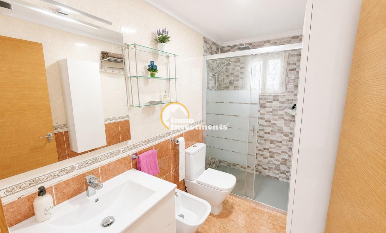 Gebrauchtimmobilien - Apartment - Torrevieja - Estacion de autobuses