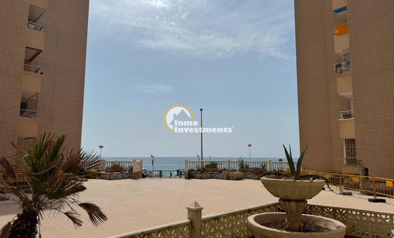 Resale - Apartment - Torrevieja - Playa de Los Locos