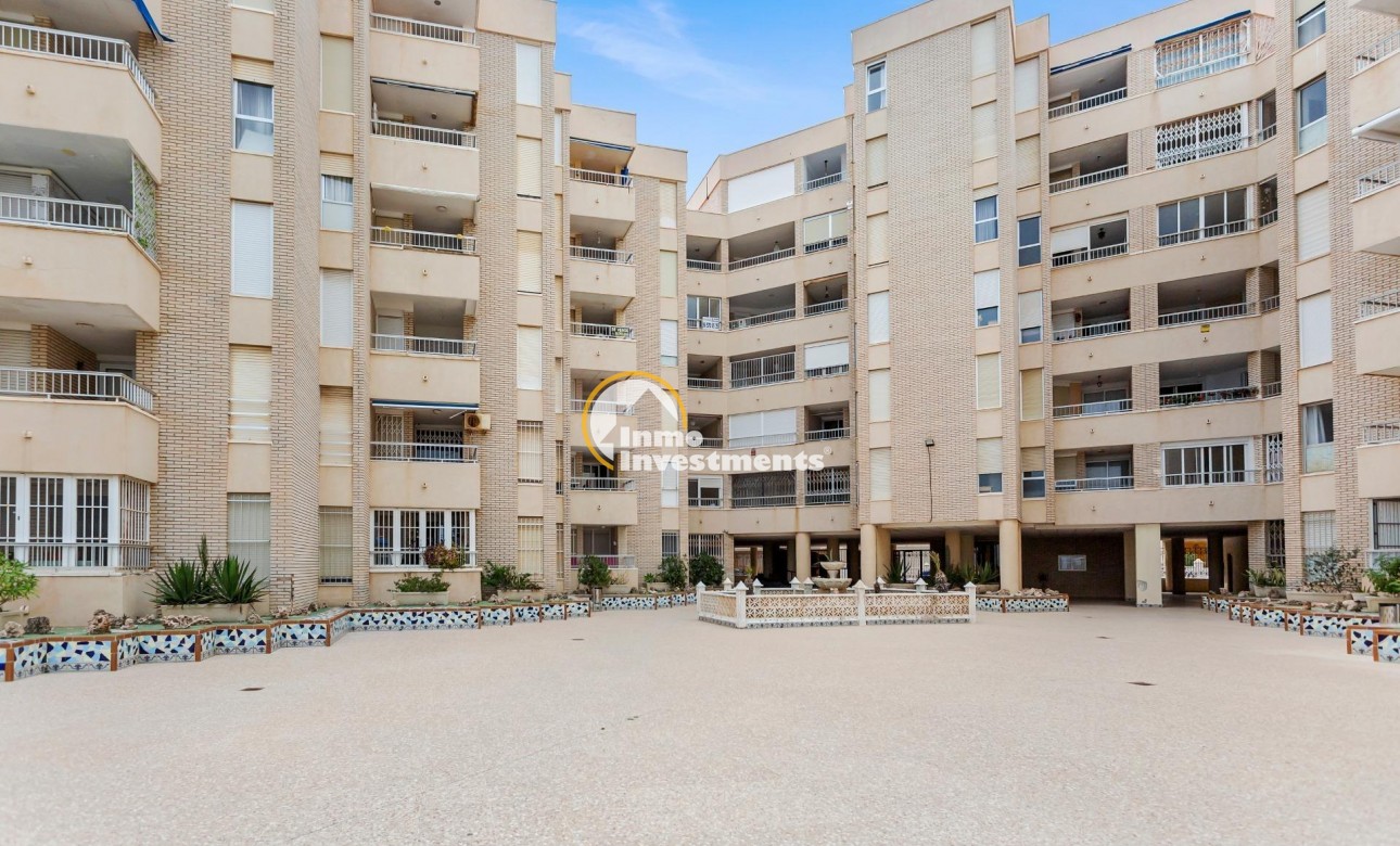 Resale - Apartment - Torrevieja - Playa de Los Locos