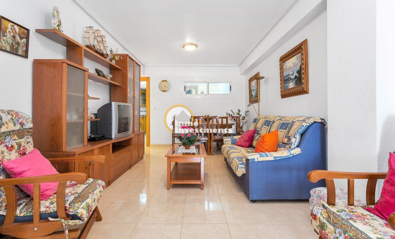 Resale - Apartment - Torrevieja - Playa de Los Locos