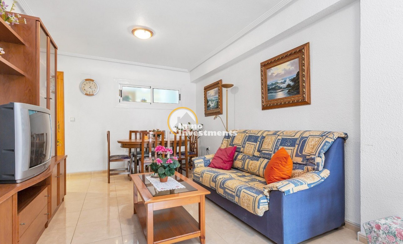 Resale - Apartment - Torrevieja - Playa de Los Locos