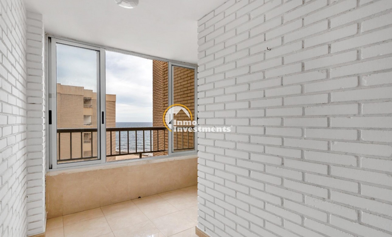 Resale - Apartment - Torrevieja - Playa de Los Locos