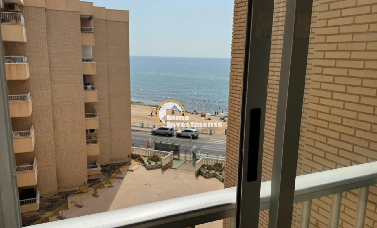 Resale - Apartment - Torrevieja - Playa de Los Locos