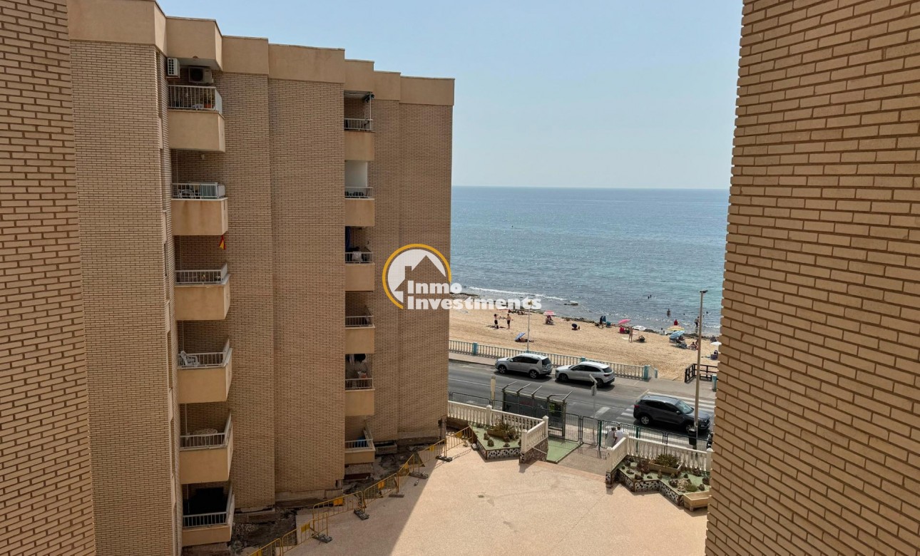 Resale - Apartment - Torrevieja - Playa de Los Locos