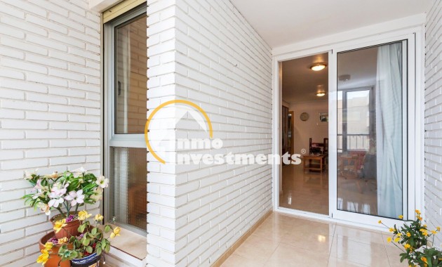 Resale - Apartment - Torrevieja - Playa de Los Locos