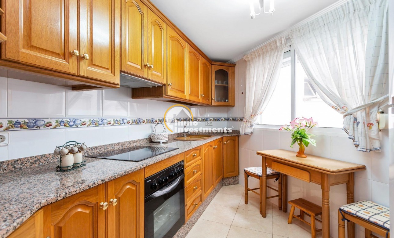 Resale - Apartment - Torrevieja - Playa de Los Locos