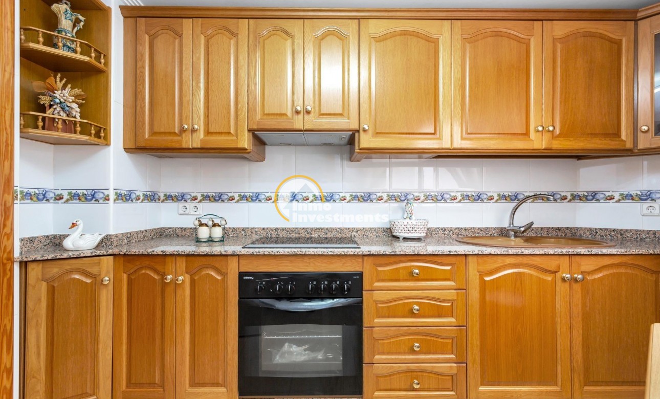 Resale - Apartment - Torrevieja - Playa de Los Locos