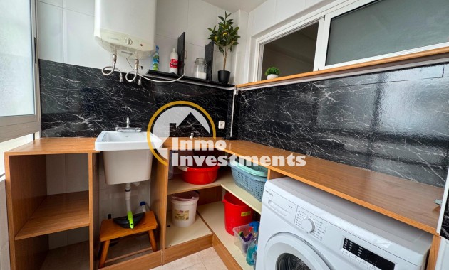 Resale - Apartment - Torrevieja - Playa de Los Locos