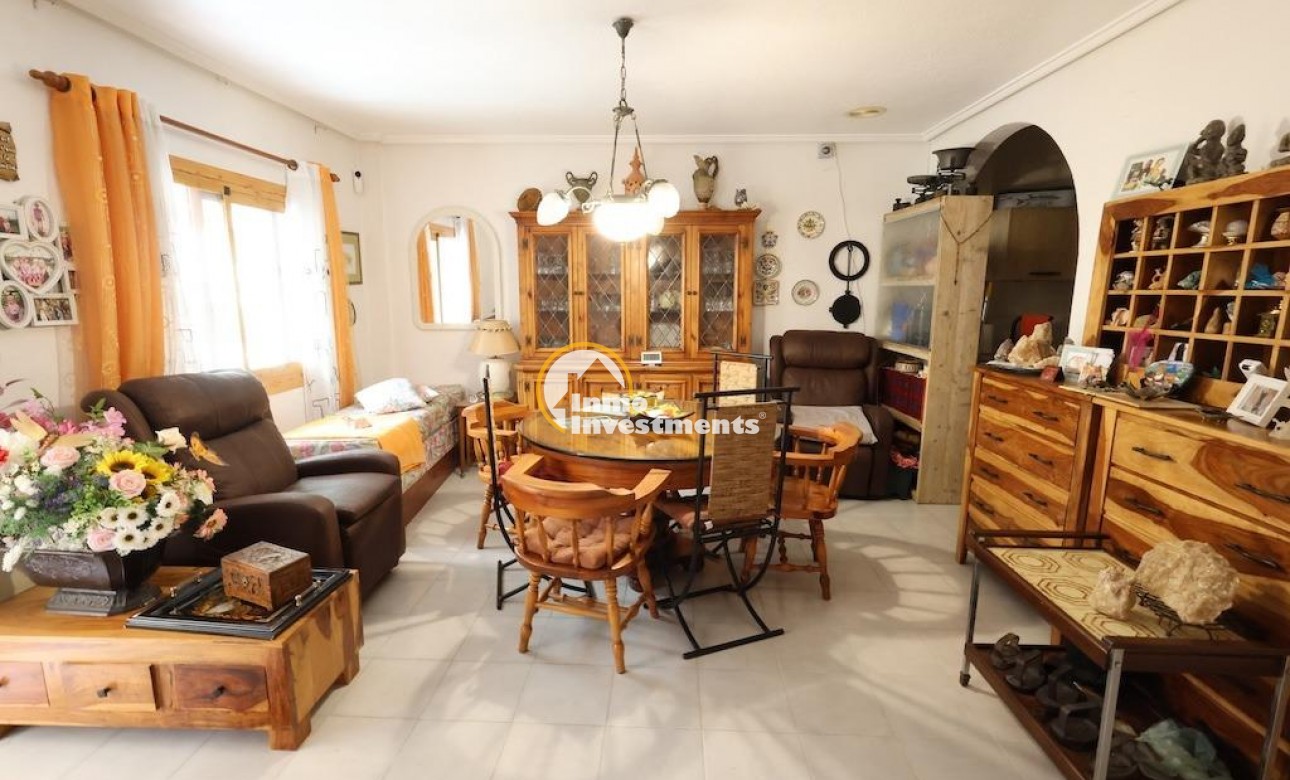 Resale - Bungalow - Torrevieja - Acequion
