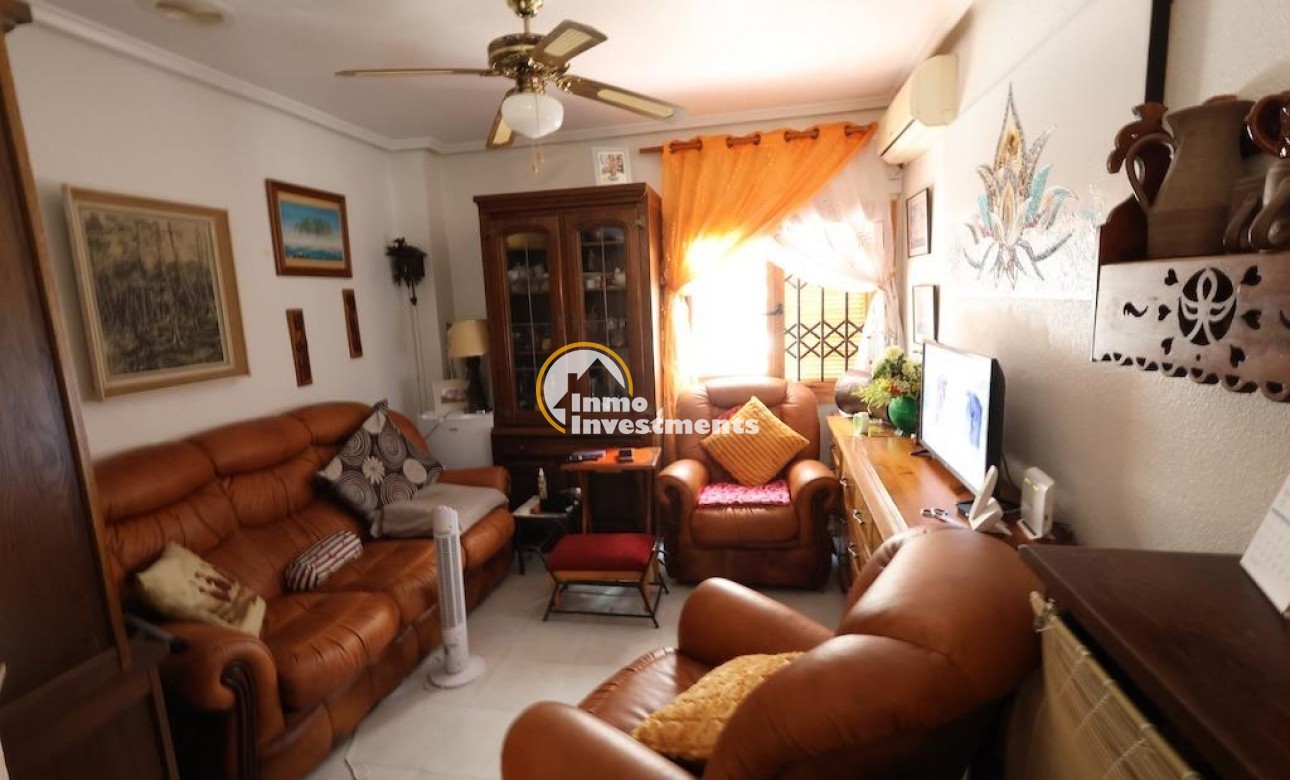 Resale - Bungalow - Torrevieja - Acequion